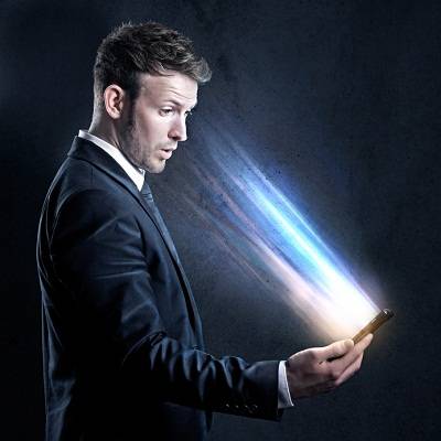 Are Smartphones Dumbing Down Your Office?