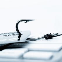 Tip of the Week: 5 Clues that an Email is Really a Phishing Scam